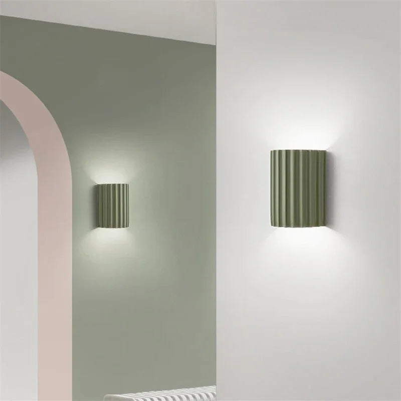 Applique murale nordique moderne en résine, éclairage d'intérieur, lampe de chevet de chambre à coucher, décoration de fond de maison, applique murale de salon Sunova Home
